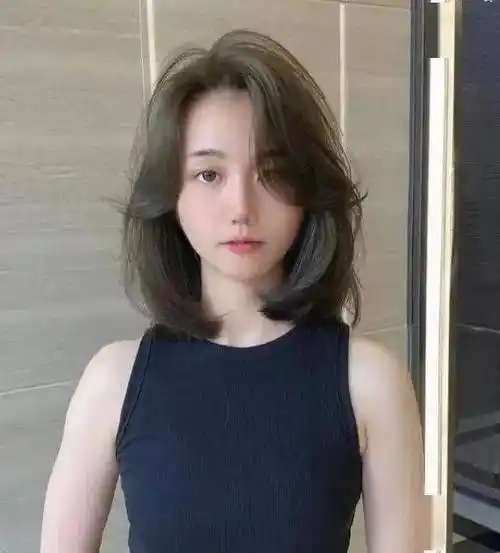 好看不过时内扣发型 彰显优雅温柔气质