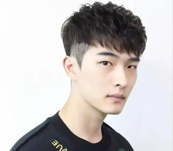 男士流行发型这5款发型帅气有型简单好打理