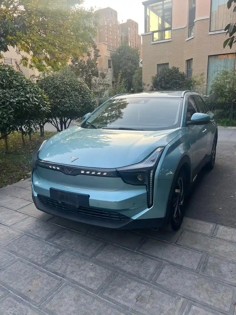 新能源汽车 合众哪吒20年520u创,纯电续航500公里, - 抖音