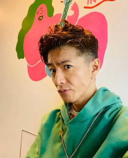 在家就是平凡老头,木村拓哉居家造型超接地气!