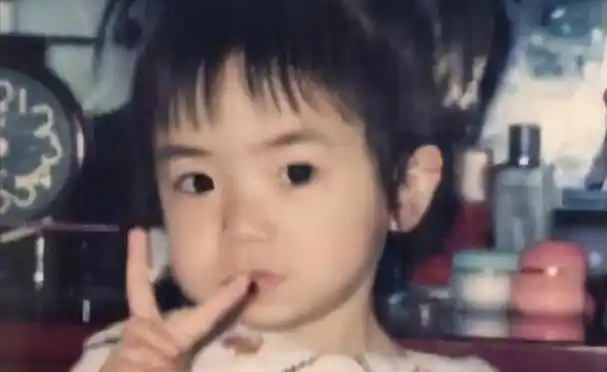 戚薇自爆:五百万陪七天七夜,要是不同意,就删光她所有戏份!