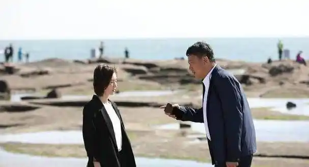 《经山海》定档央一,张国强王丽坤主演,农民题材,备受期待_赵德发