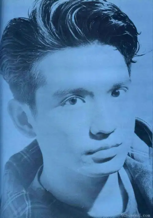 要一张叶世荣的照片!