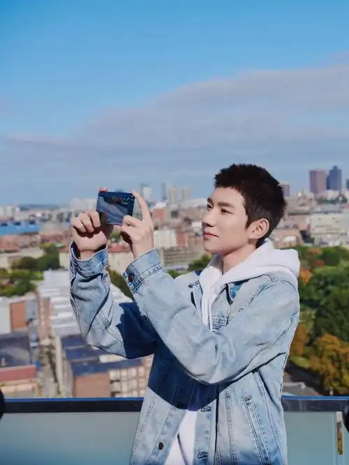 王源全新创作ep叮叮猫儿##王源看我们如何相遇vlog