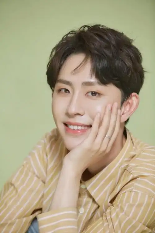 男主播联名妇炎洁卖卫生巾?瑜大公子这波操作堪称666