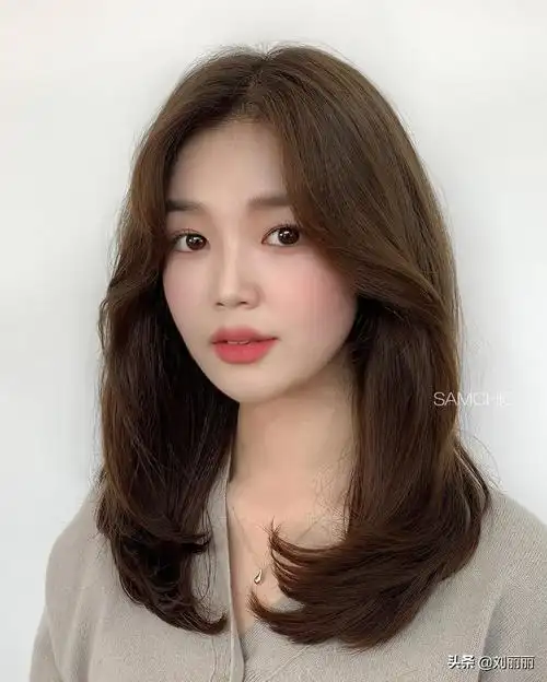 最有人气的女士发型来了(最近流行的女士发型) - 趣味头条