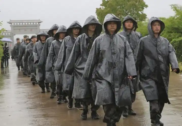 雨中练兵