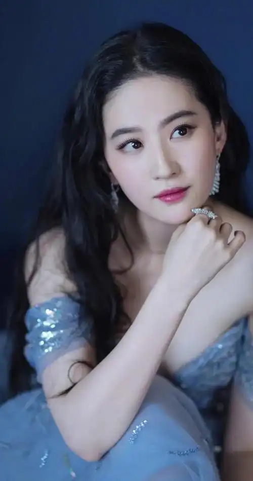 刘亦菲高清魅力写真,惊艳迷人!_高清图集_新浪网