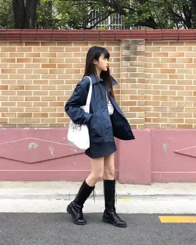 韩国"小个子"博主穿搭风格多变,教你如何穿出1米8既视感