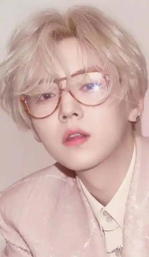 鹿晗 任嘉伦:从众人嘲的恋爱脑,到娱乐圈男子汉的新标杆_图片_网络