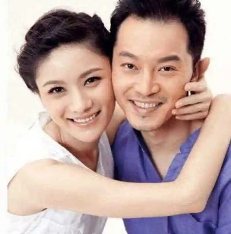 沙溢在和胡可结婚前,给他的前女友打了一个电话:我要结婚了,我们互删