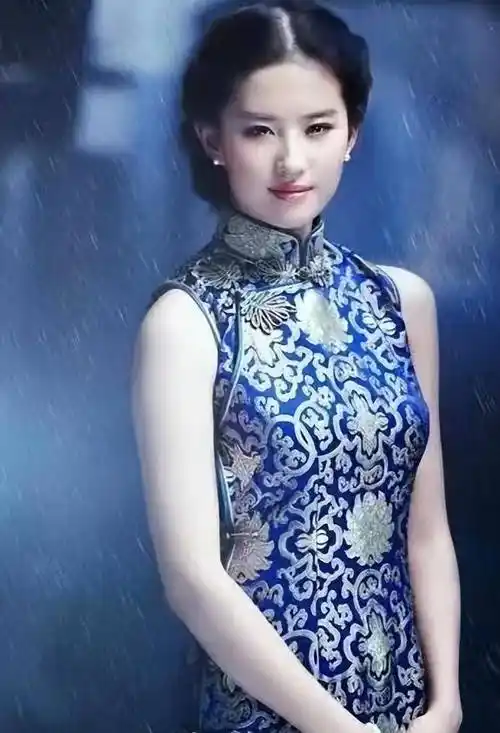 刘亦菲的"旗袍"造型,刷新了我对她"美貌"的认知_时尚_女性_气质