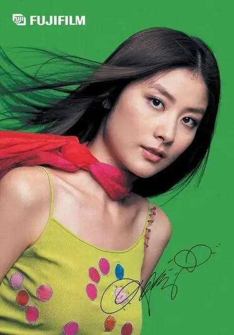 回顾港圈公主陈慧琳嫁富豪初恋意外失双胞胎女儿成一生遗憾