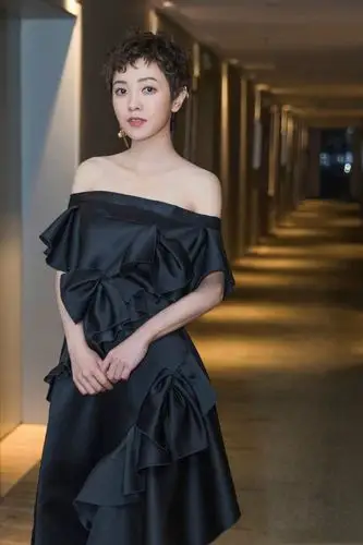 身高不足一米六的女星何洁157王心凌158个个给你惊喜