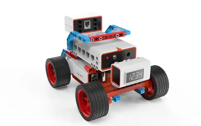 类乐高机器人控制套件设计