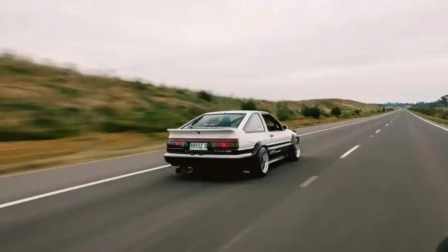 既有情怀又有实力的改装丰田ae86