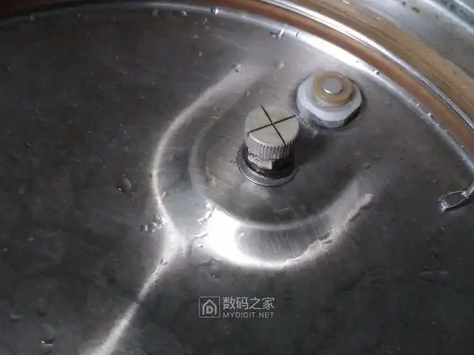 拆美的电压力锅排气阀修漏气mideamycs50g