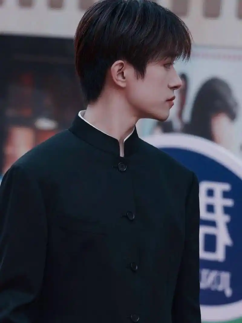 易烊千玺生图也太帅了吧 最近网上总流露说我们玺子哥生图不好看,但在