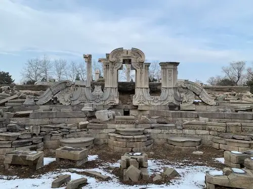 雪映圆明园