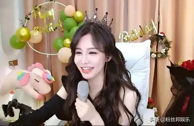 虎牙小伊伊理解错误,支付200欲提奔驰s500|直播|直播间|s500_网易订阅