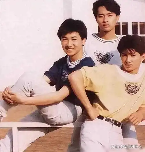 50岁苏有朋高调官宣!全网泪目:终于等到这一天了!