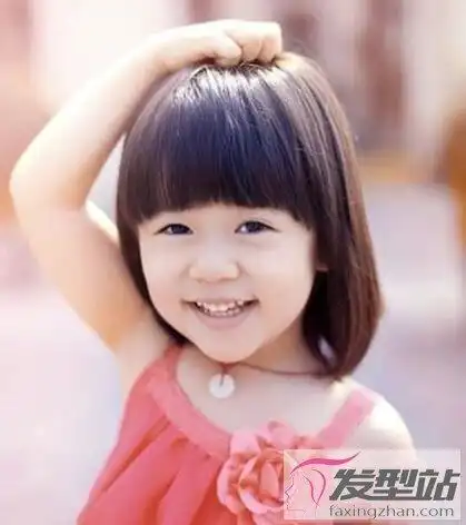 3岁小女孩短发造型 简约时髦打造乖巧萌娃_发型站_最新流行发型设计