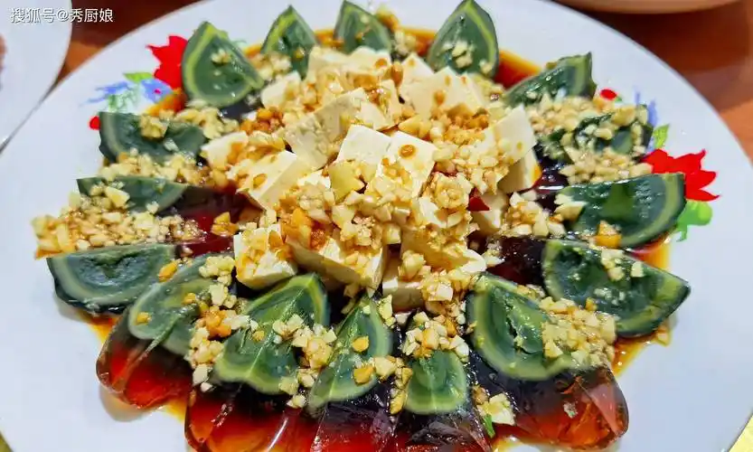 除夕年夜饭,无论贫富,4道"富贵吉祥菜"端上桌,龙年大吉大利