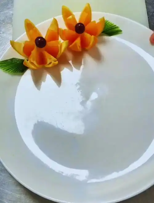 简单漂亮的果盘盘饰教程