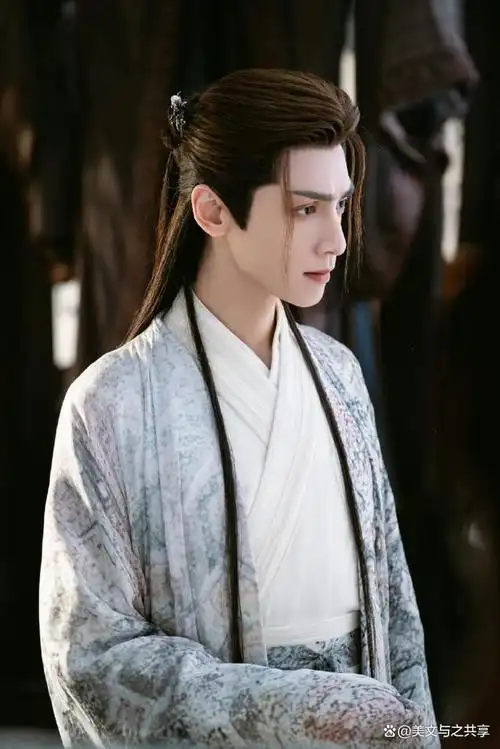 26岁何以琛29岁润玉34岁澹台烬细数罗云熙13年成名史