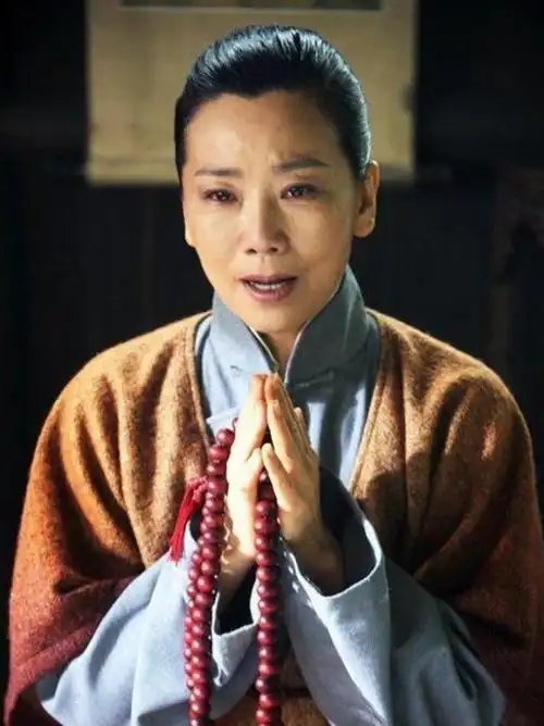 演员赵奎娥:和陈宝国相恋8年,结婚40年,如今儿子成了她的心病