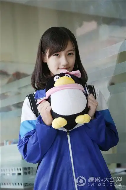 最美校服女生出炉高晴希望考上理想大学