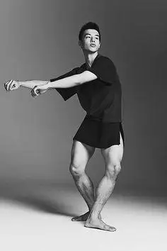 尹昉尹老师( ω )