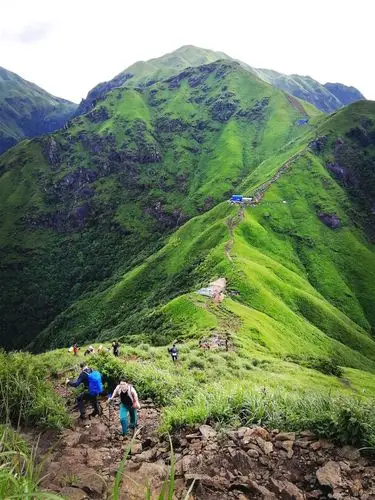 风雨武功山,最美绝望坡!(黑狼户外18年6月23~24日徒步武功山记录)