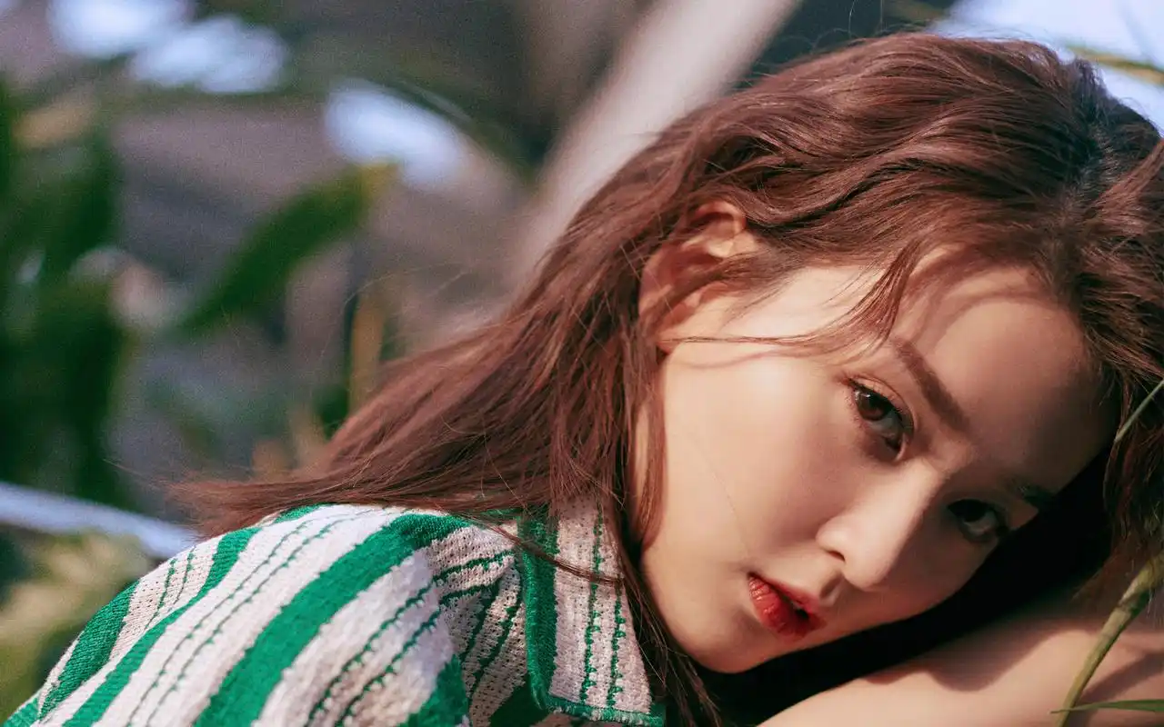 乔欣清新性感写真图片桌面壁纸