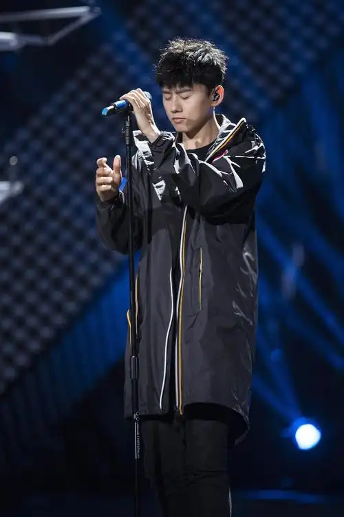 (jason zhang),1982年12月20日出生于四川省成都市,中国流行男歌手