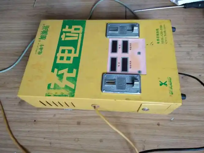 充电电站二手得康电动车快速电瓶车投币充电器处理快速充电站