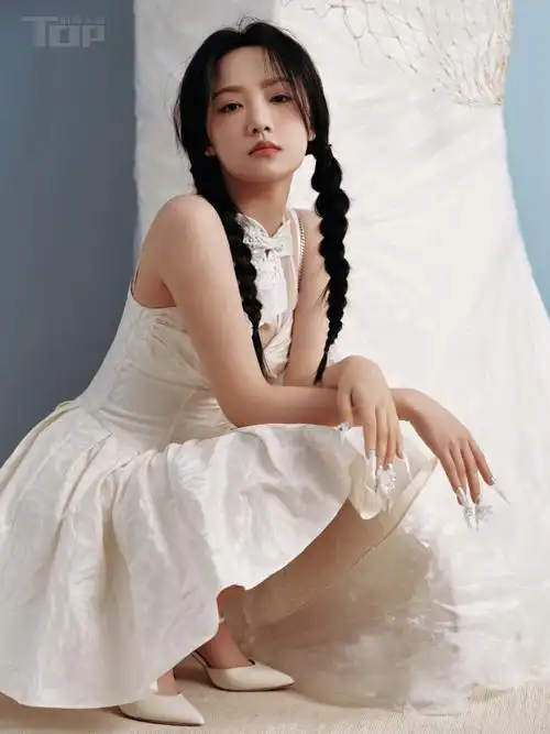 吴佳怡泫然灵动大片##tops时尚人物