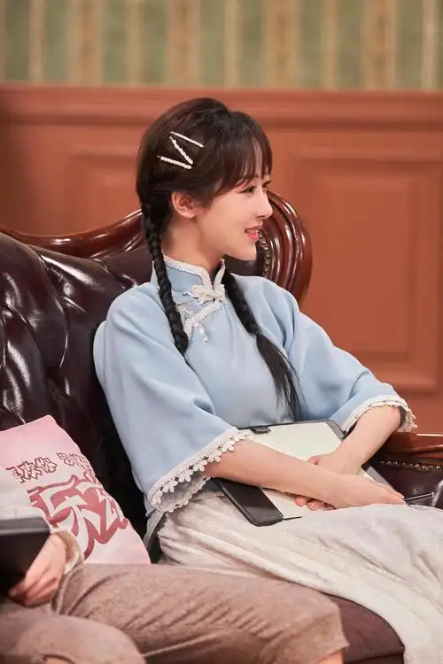 杨紫民国风大小姐造型真的很不错