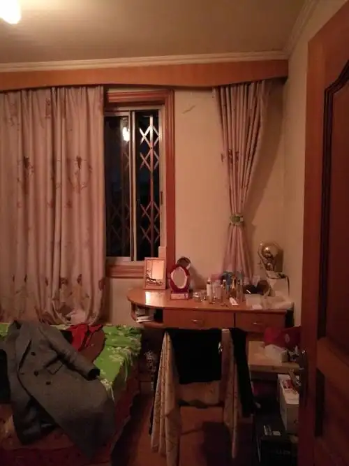 80年代老房全改卧室现代简约卧室设计图片赏析