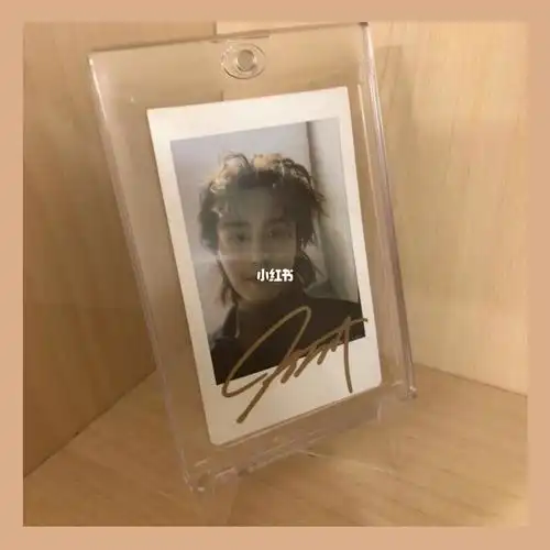 张哲瀚 亲笔签名拍立得(银行卡大小)