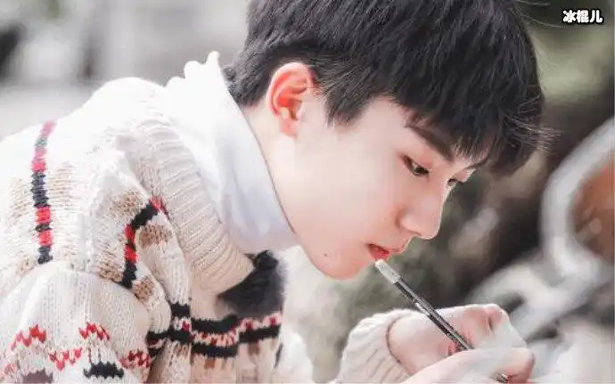 马嘉祺个人资料不过算下马嘉祺的年龄,也就才十五岁,作为年纪这么小的