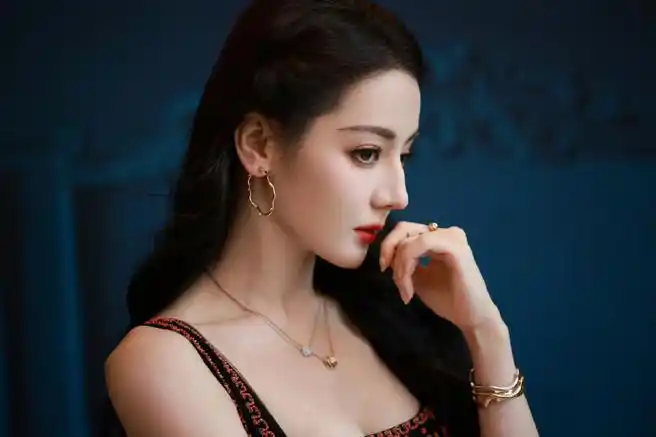 #迪丽热巴成都##迪丽热巴英文聊天#