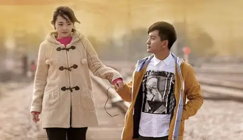 鸡毛飞上天邱岩结局和谁在一起了 邱岩喜欢王旭还是里昂