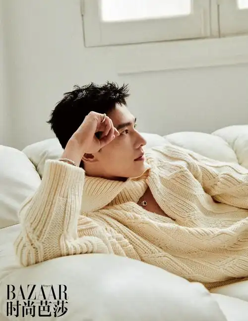 杨洋时尚芭莎十一月刊封面 惬意诠释不被定义的成熟魅力__凤凰网