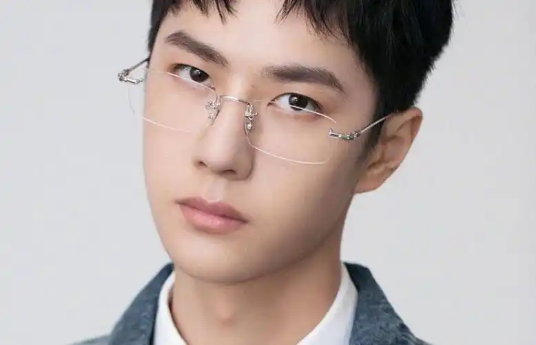 帅气王一博最新壁纸_超帅气的偶像王一博