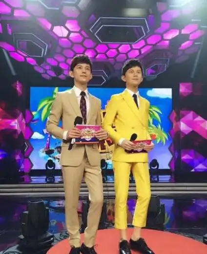 【图】何炅蜡像身高多少? 传何老师已姐弟恋十年