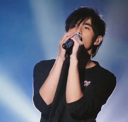 周杰伦《七里香》能成为专辑名,隐藏太多细节_歌曲_夏天_歌词