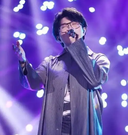 怼天怼地毛不易:被薛之谦力挺出道,凭借14首原创歌曲战胜资本