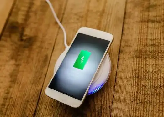 手机充电必须达到100%才行?非也非也