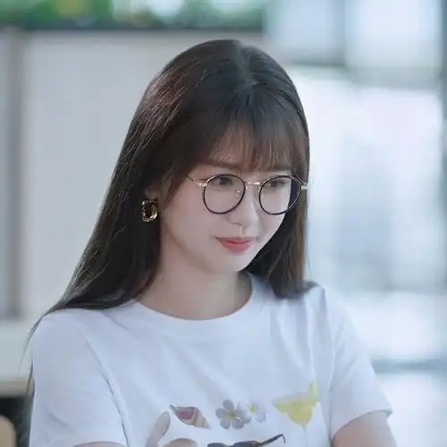 虞书欣头像①① 可二改